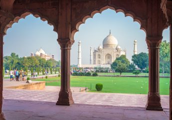 Taj Mahal - Arches - Main Platform - Agra - India